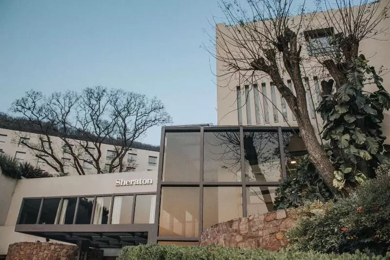 호텔 Sheraton Salta