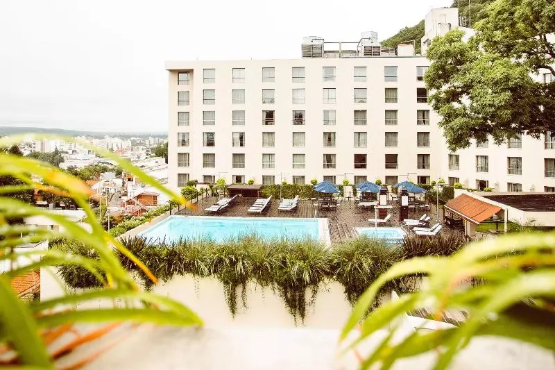 호텔 Sheraton Salta