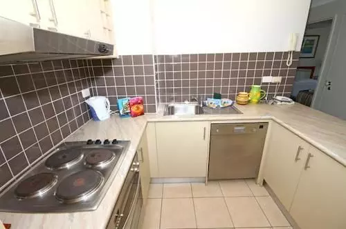 호텔 Surfers Plaza Resort