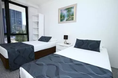 호텔 Surfers Plaza Resort