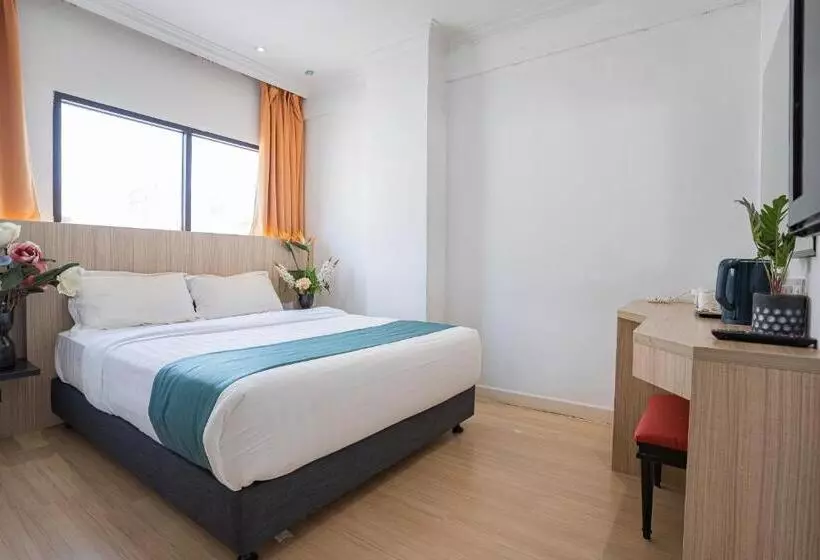 Floresta Hotel Chinatown