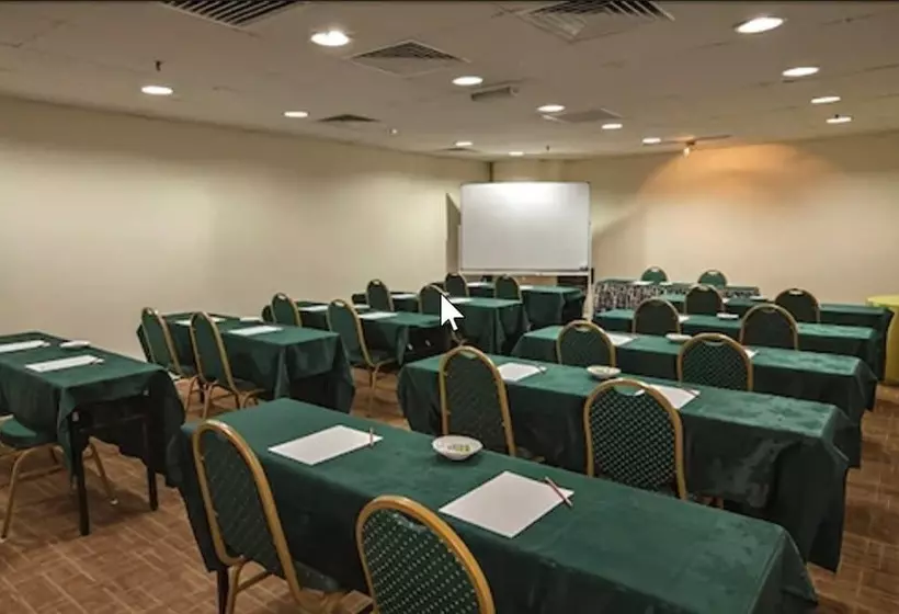 هتل Zambuger Wira Kuala Lumpur