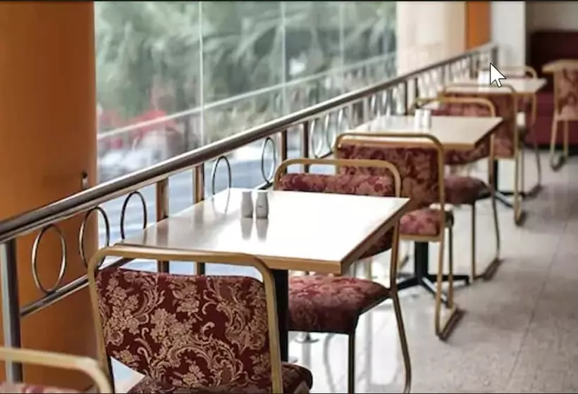 هتل Zambuger Wira Kuala Lumpur