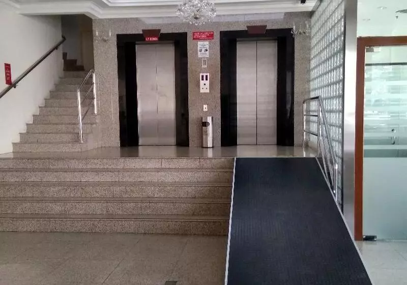 هتل Zambuger Wira Kuala Lumpur