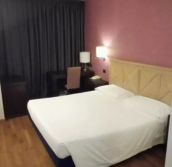 호텔 Antares Sport Beauty & Wellness