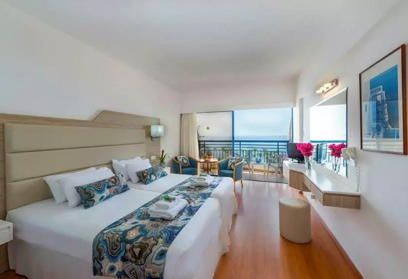 Hotel Ascos Coral Beach