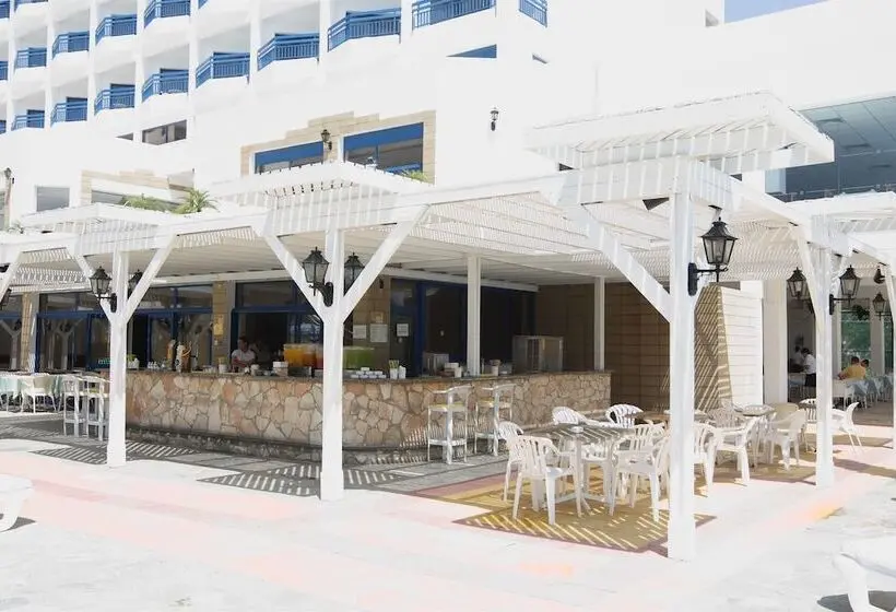 Hotelli Ascos Coral Beach