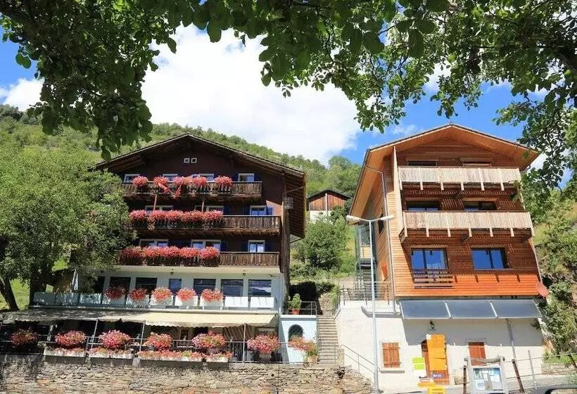 בית מלון כפרי Bahnhof Ausserberg