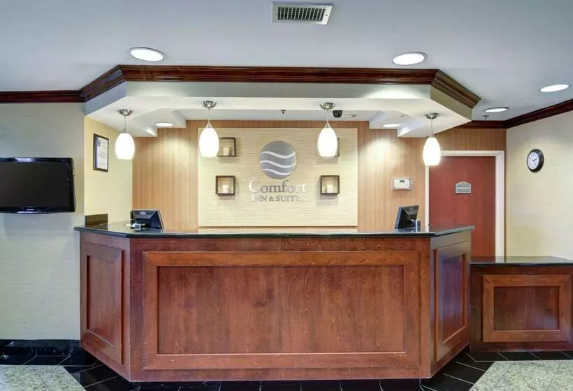 בית מלון כפרי Spark By Hilton Sterling Dulles Airport