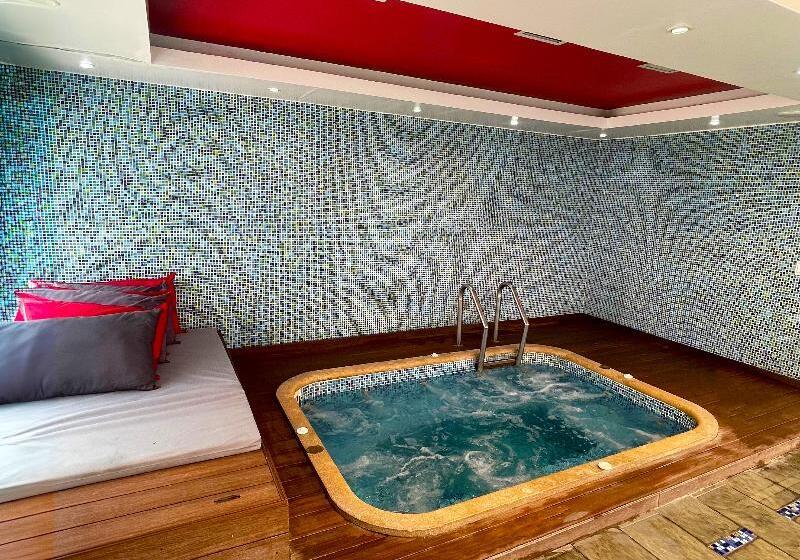 Hotel Dann Carlton Quito