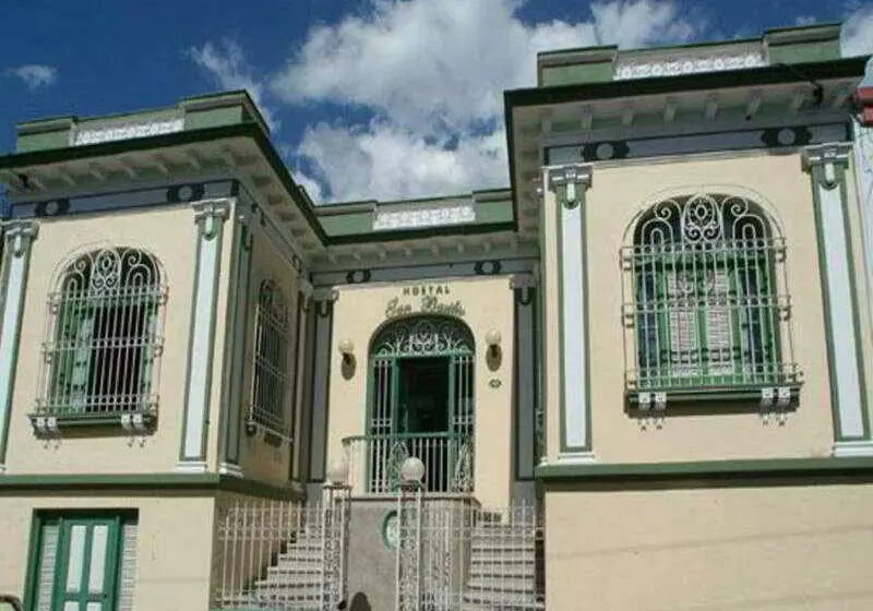 Hotelli E San Basilio