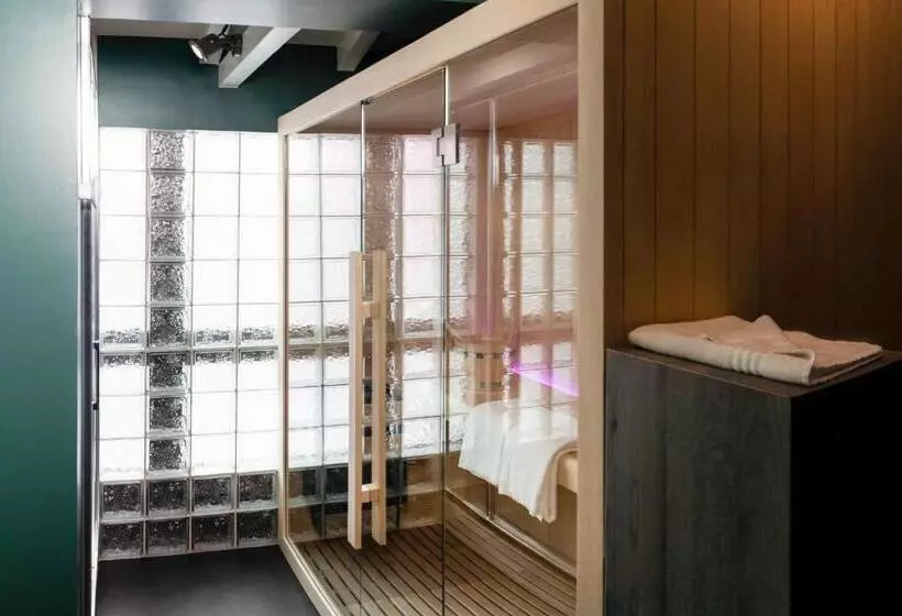 בית מלון כפרי Ibis Pontarlier