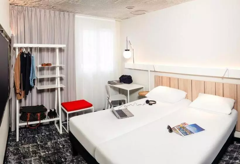 בית מלון כפרי Ibis Pontarlier