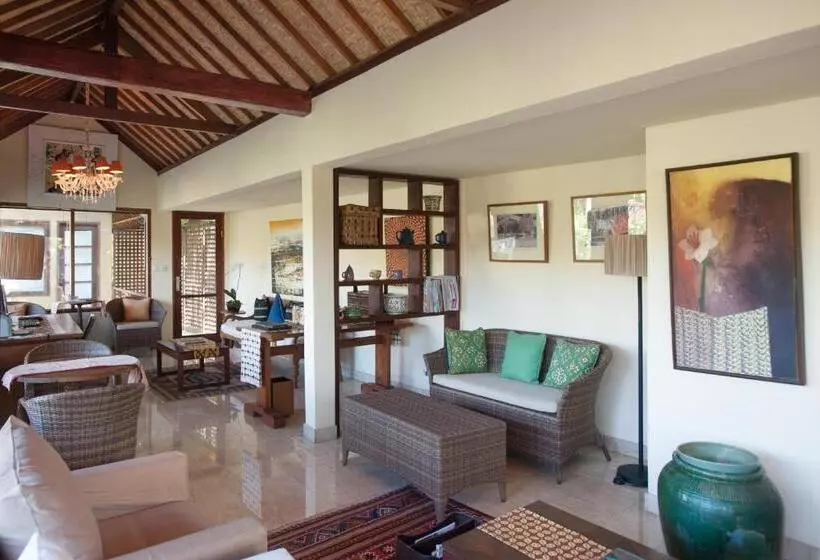 Отель Komaneka At Monkey Forest Ubud