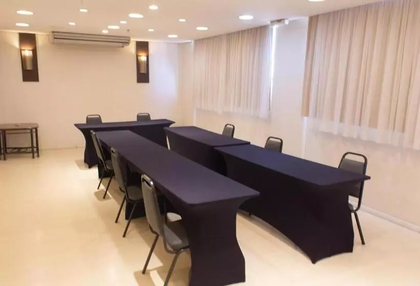 Master Grande Hotel   Próximo Ao Palácio Do Governo