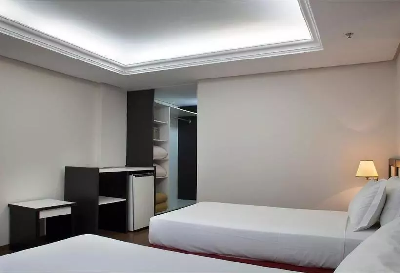 Master Grande Hotel   Próximo Ao Palácio Do Governo