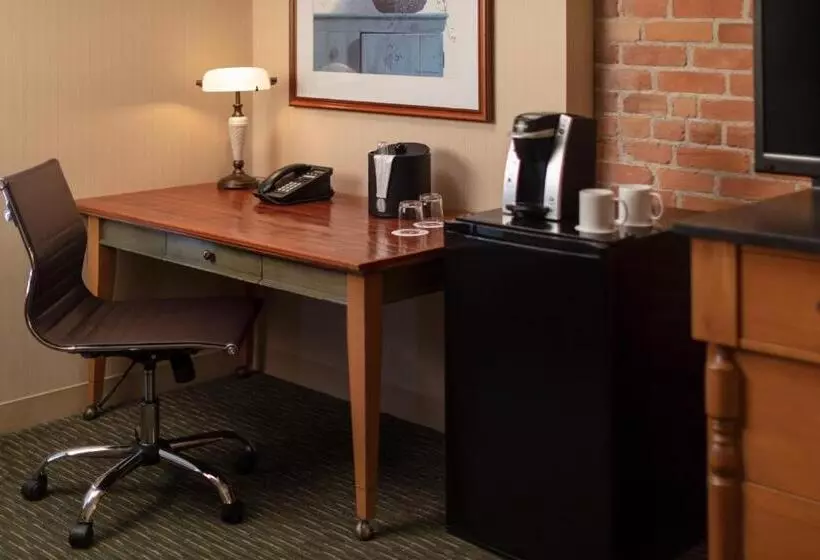 ホテル St. Eugene Golf Resort & Casino