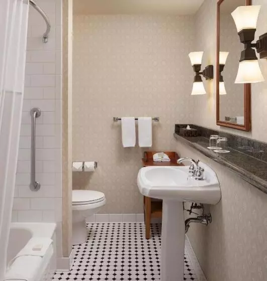 ホテル St. Eugene Golf Resort & Casino