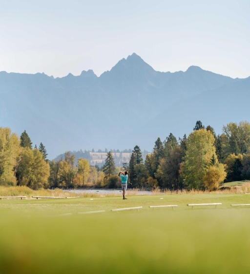 هتل St. Eugene Golf Resort & Casino