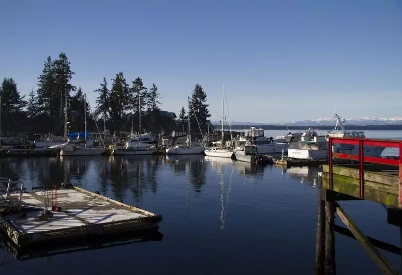 בית מלון כפרי The Lund Resort At Klah Ah Men