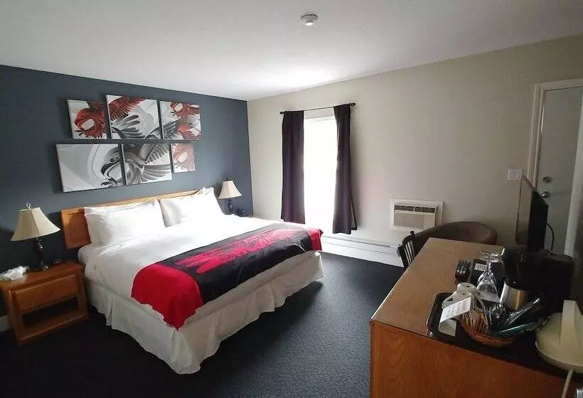 בית מלון כפרי The Lund Resort At Klah Ah Men