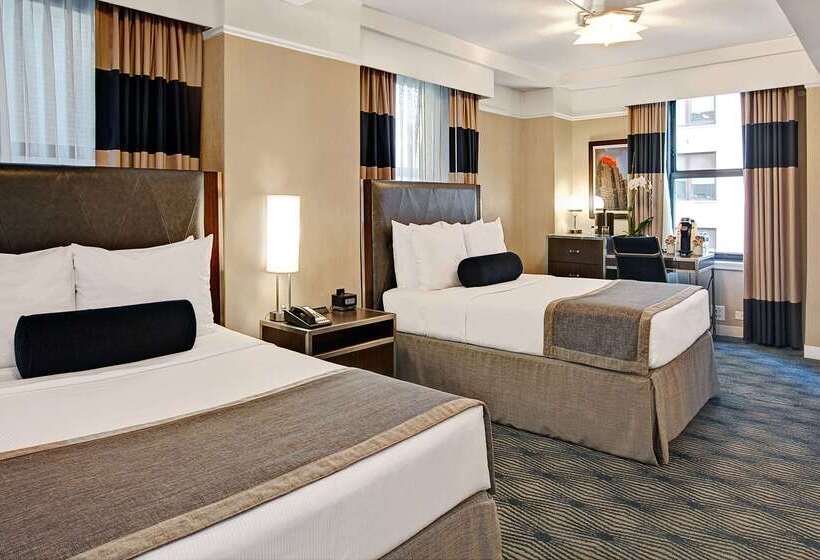 酒店 The New Yorker, A Wyndham