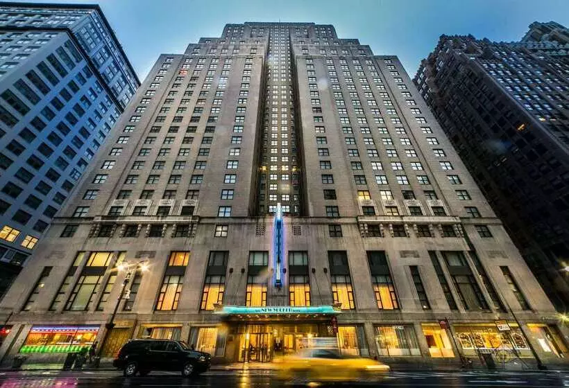 호텔 The New Yorker, A Wyndham