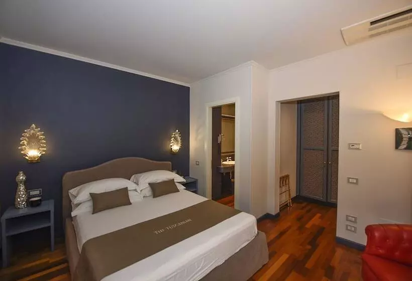Hotel The Tuscanian