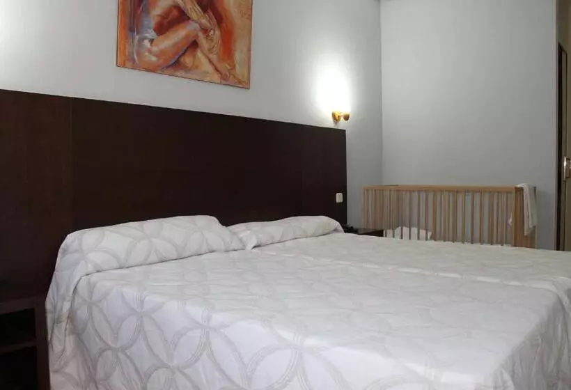 Apartahotel Villa De Parla