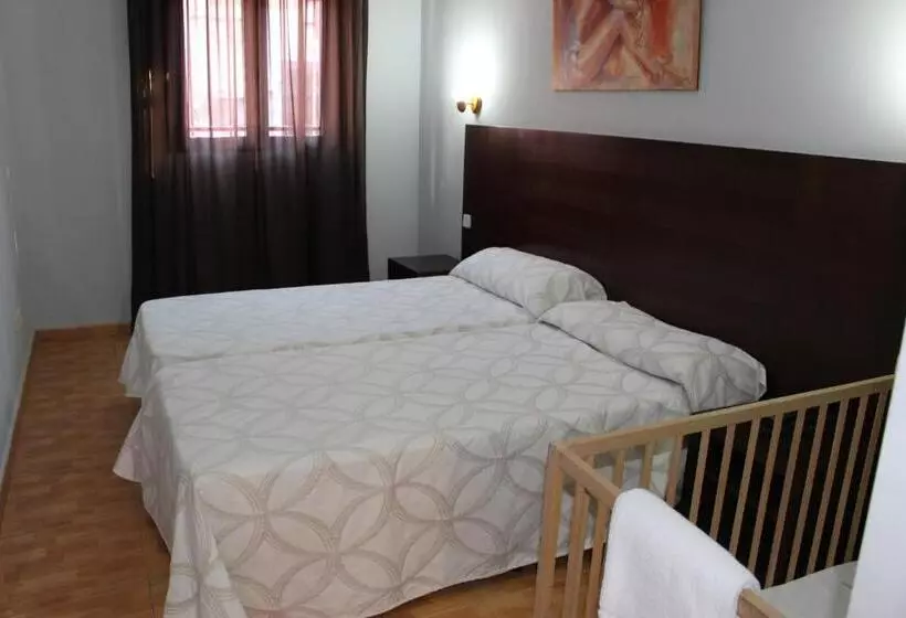 Apartahotel Villa De Parla