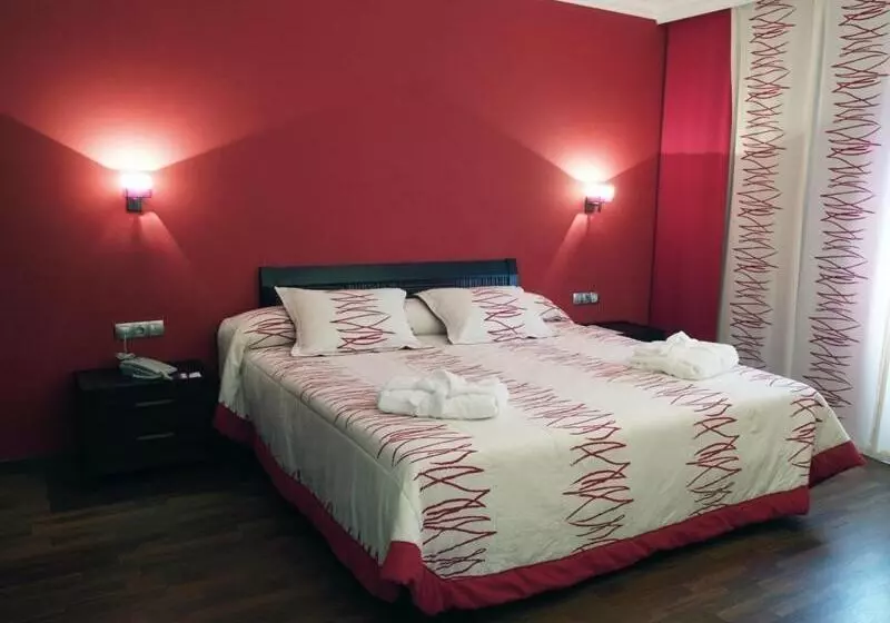 فندق Acosta Centro