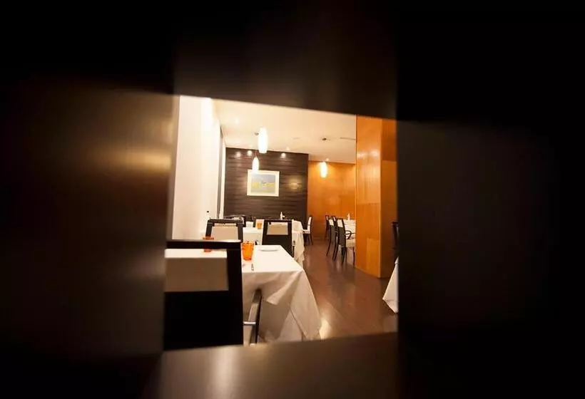 فندق Acosta Centro