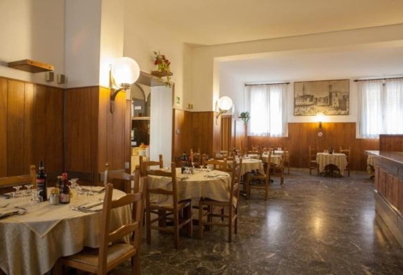 בית מלון כפרי Auto Park