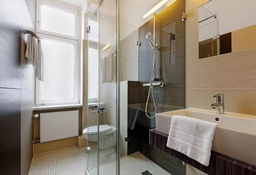 هتل Ballhaus Berlin Hostel