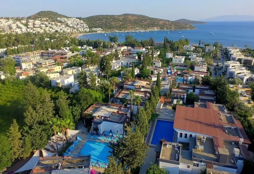 Hotelli Bitez Garden Life