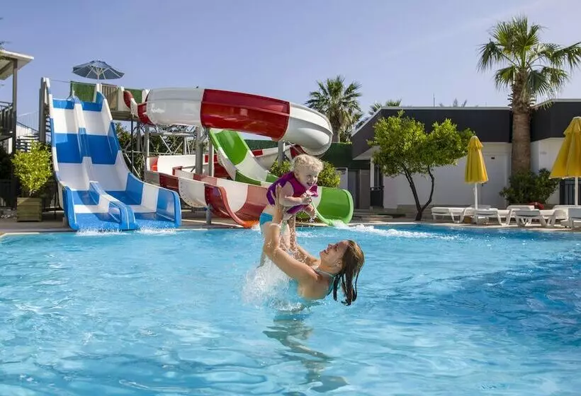 Hotelli Bitez Garden Life