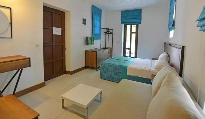 Hotelli Bitez Garden Life