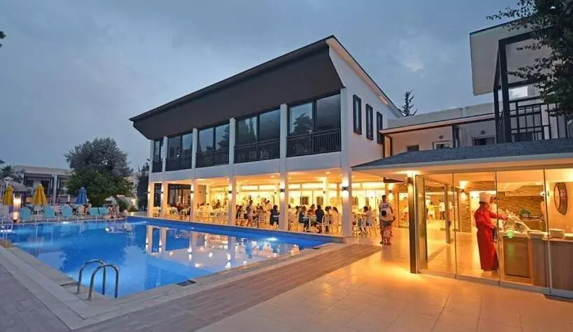 Hotelli Bitez Garden Life