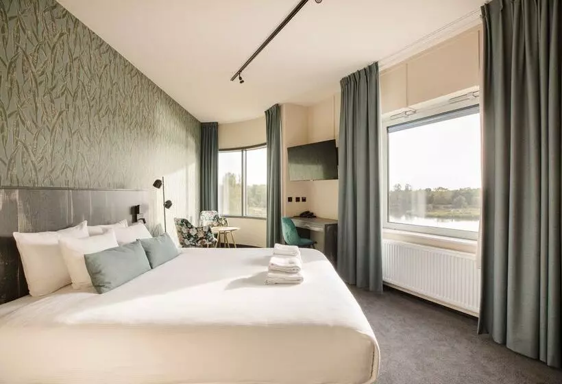 Flonk Hotel Groningen Zuid, Bw Signature Collection