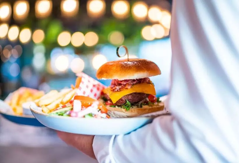 Flonk Hotel Groningen Zuid, Bw Signature Collection