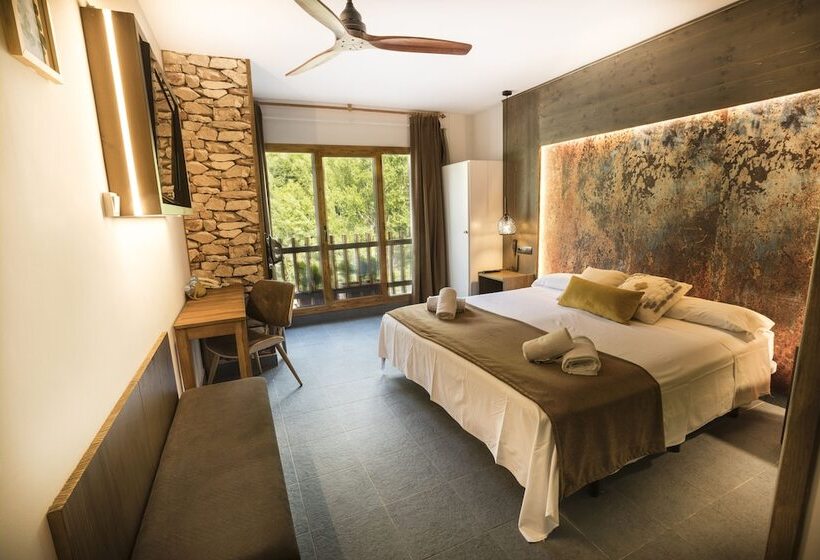 Отель Restaurant Les Brases