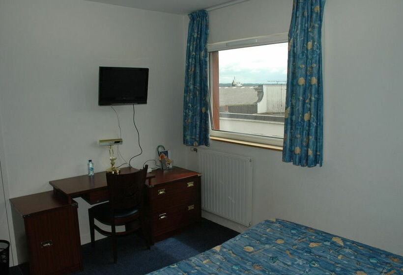 هتل Hôtel Les Gens De Mer Brest By Poppins