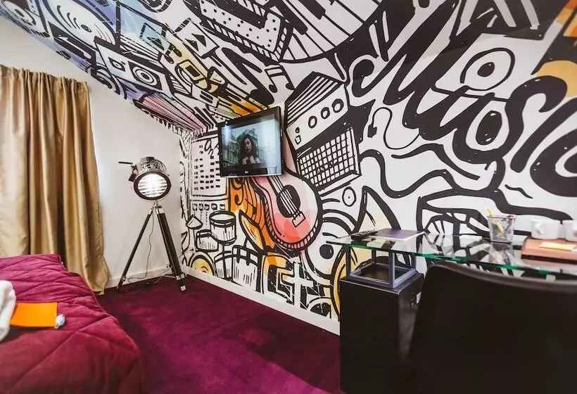 ホテル Lol Et Lola