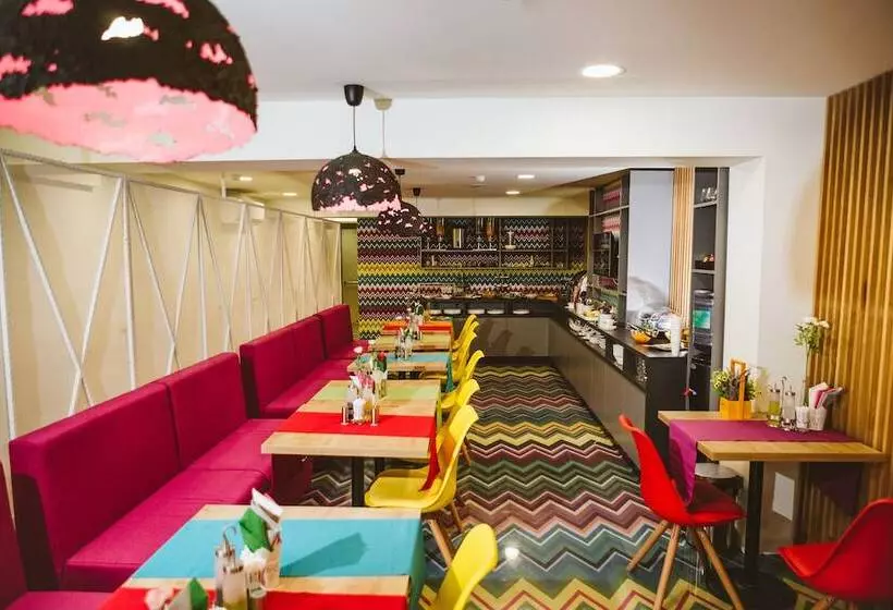 ホテル Lol Et Lola