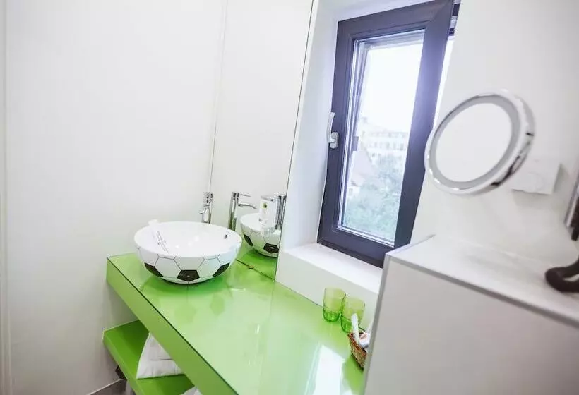 ホテル Lol Et Lola