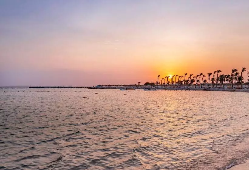 Отель Pickalbatros Dana Beach Resort   Aqua Park