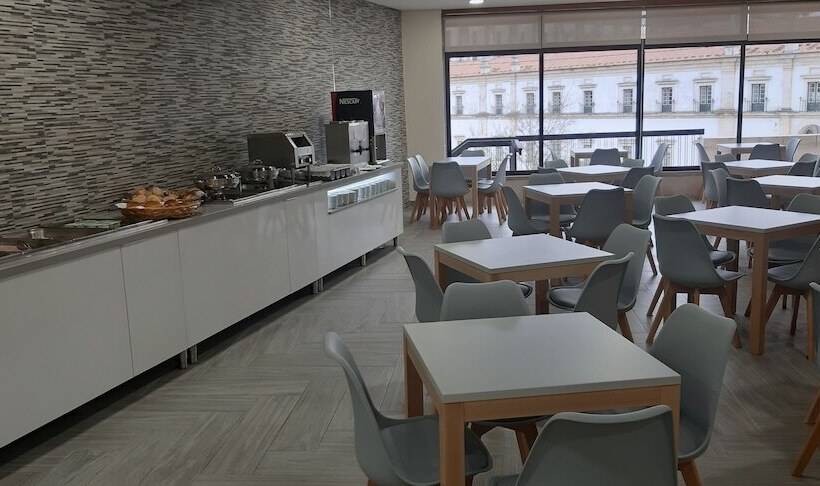 Отель Santa Maria