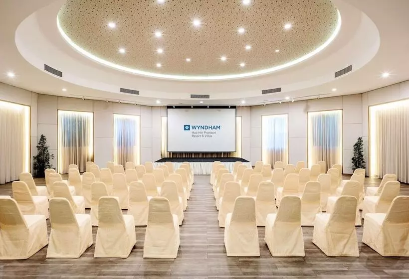 ホテル Wyndham Hua Hin Pranburi Resort & Villas