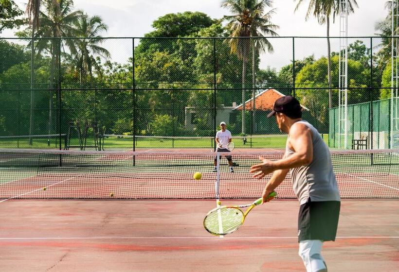 هتل Wyndham Hua Hin Pranburi Resort & Villas