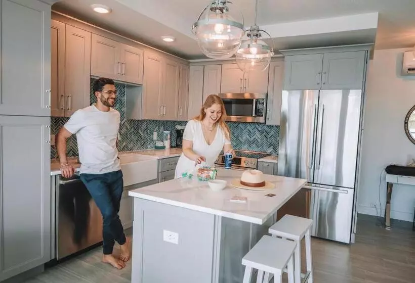 Secret Harbour Beach Resort